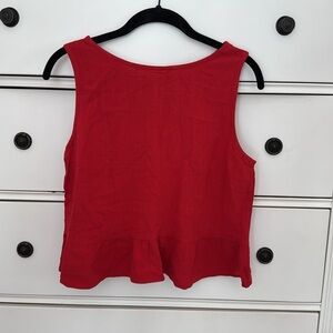 NWT Pretty Garden red peplum tank with buttons size small